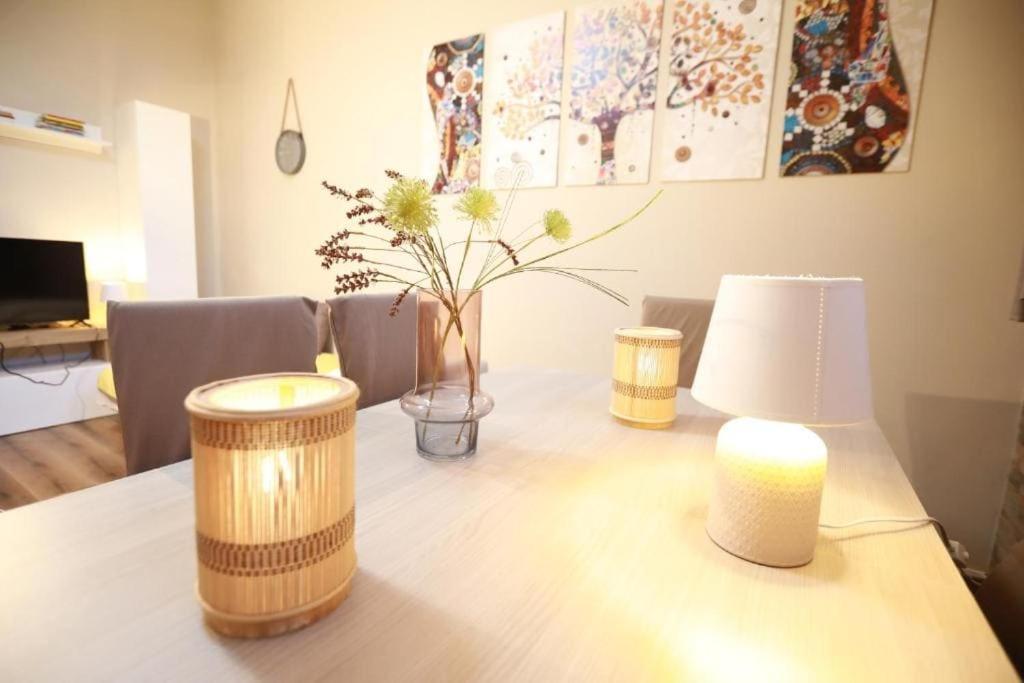 Appartamento Elegant 2br Balcony, Ac, Near Colosseum Roma