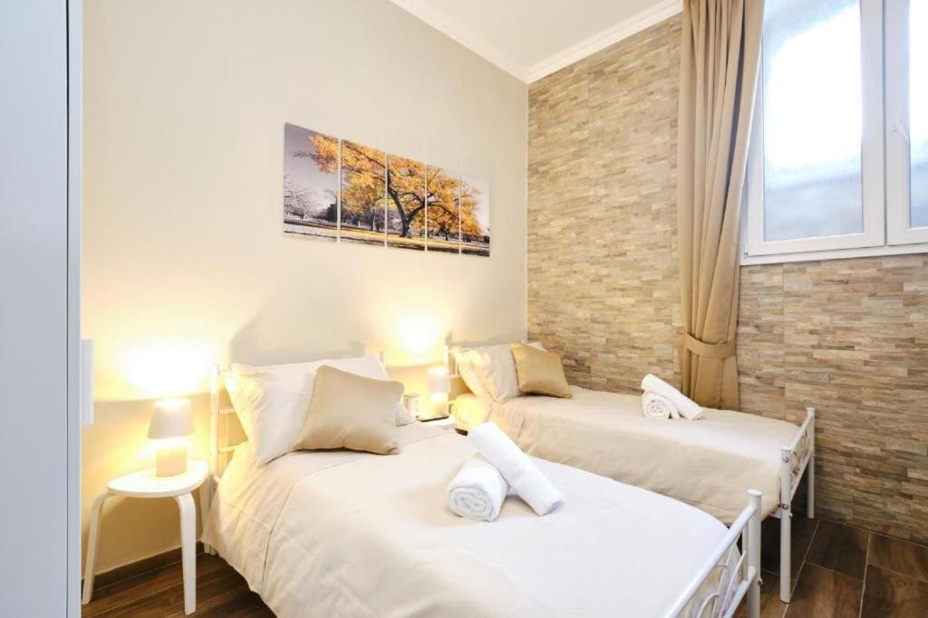 Elegant 2br Balcony, Ac, Near Colosseum Roma