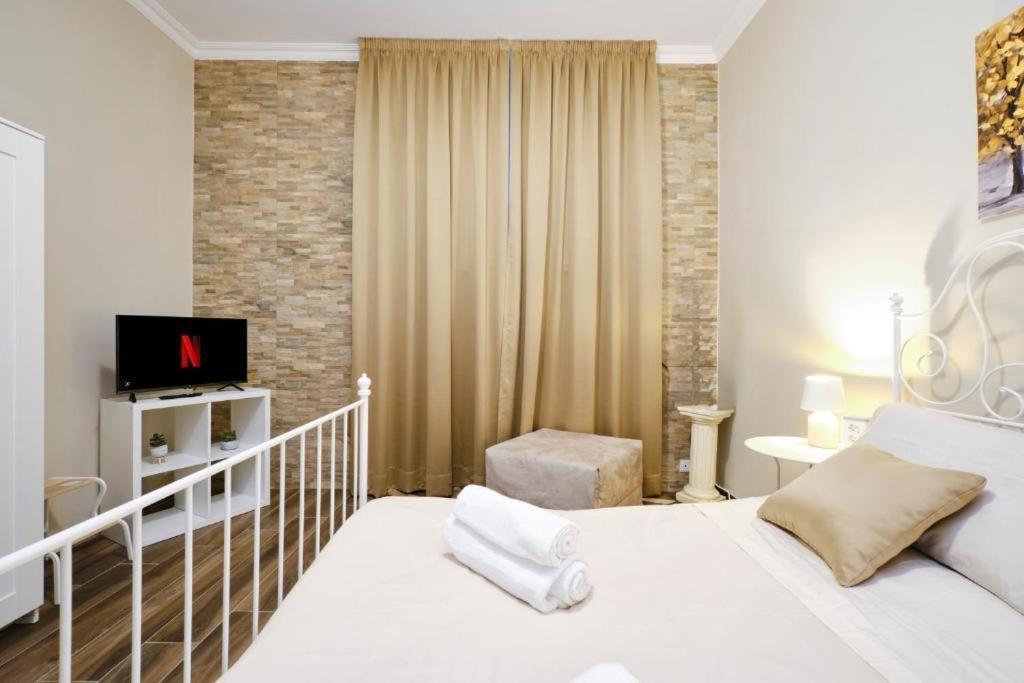 Appartamento Elegant 2br Balcony, Ac, Near Colosseum