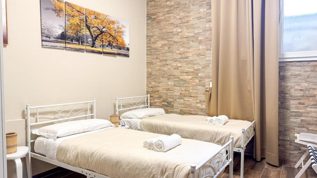 Elegant 2br Balcony, Ac, Near Colosseum * Roma